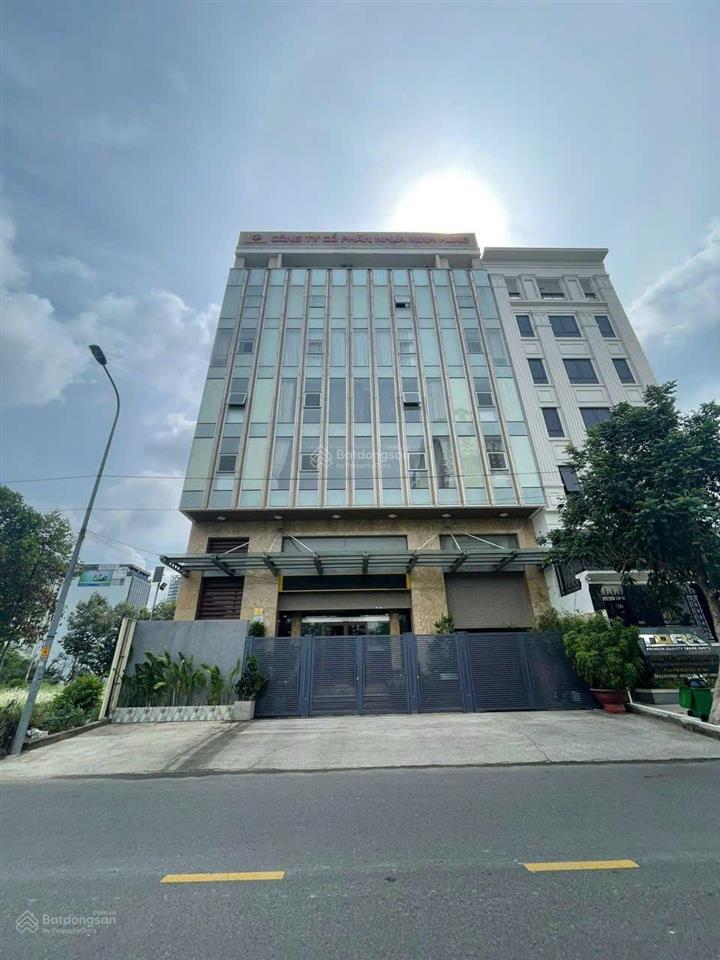 Ngộp bank bán gấp! bán tòa chdv 102 nguyễn văn linh 14,5x48m hầm 7t hđt 900tr/th giá 139 tỷ tl