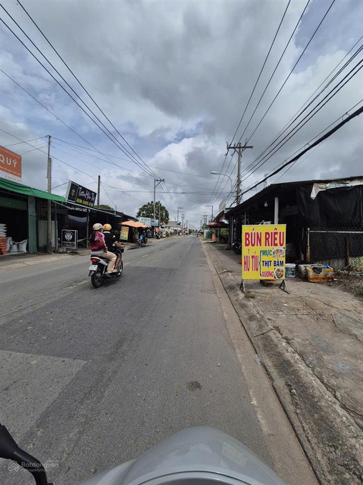 Cần bán đất mt hoàng phan thái, bình chánh, hồ chí minh 1259m2 có 1122m2 ođt giá 27 tỷ thương lượng