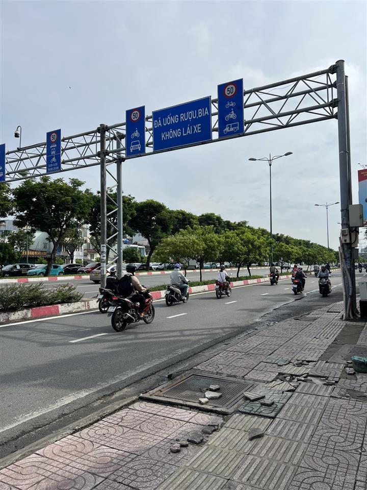 Nhà đẹp 2 tầng btct, hxh đỗ cửa cách 30m, đường số 7 gv, 95m2 (3,1*19/nở hậu), 7,95 tỷ tl
