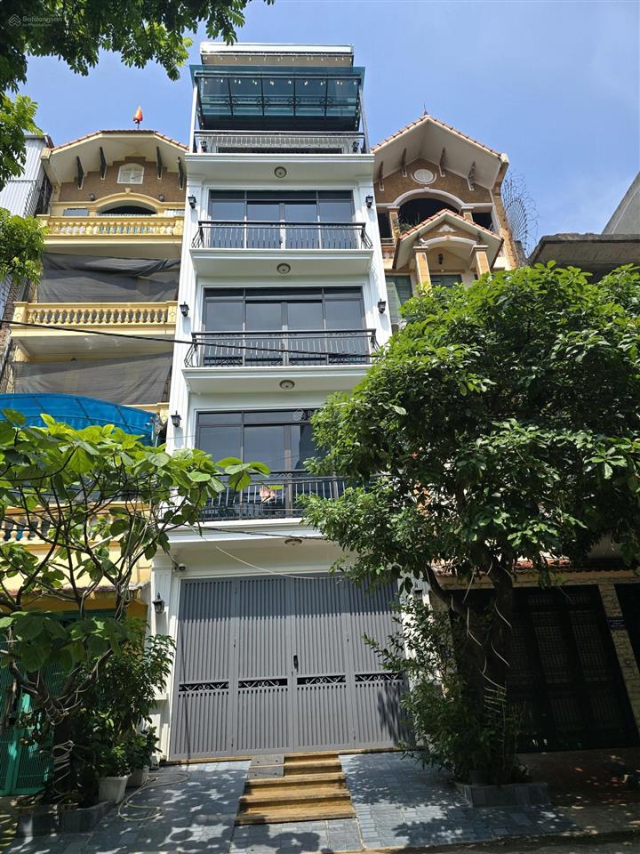 Chính chủ cần bán nhà mặt phố mỹ đình giao nhau nguyễn hoàng, trước nhà thoáng vĩnh viễn, kinh do