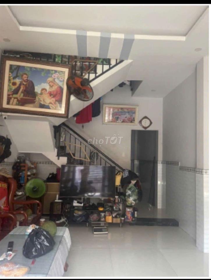 cần bán gấp nhà 1/TTN 1 DT 4x18 5.1trệt 1lầu hẻm 4m thông Giá 5tỷ TL