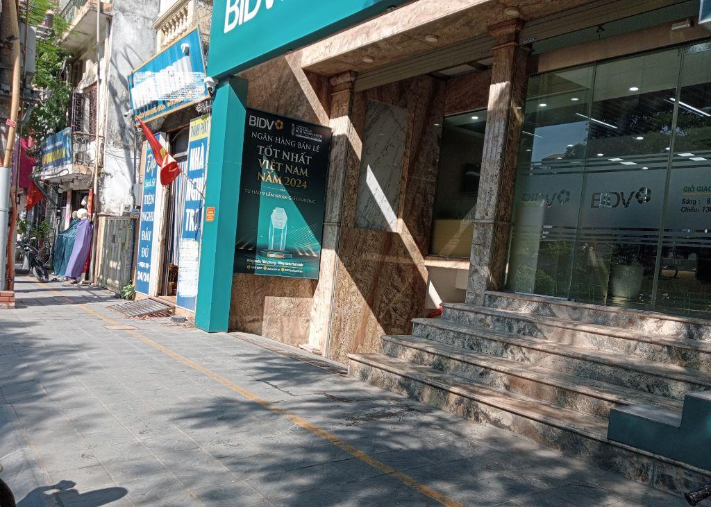 TÒA NHÀ QUYỀN LỰC MẶT PHỐ BẠCH MAI – 200M² x 9 TẦNG + 1 HẦM – MT 8M ĐG 150 TỶ – DÒNG TIỀN 500 TR/THÁNG - TRỤ SỞ - BANK
