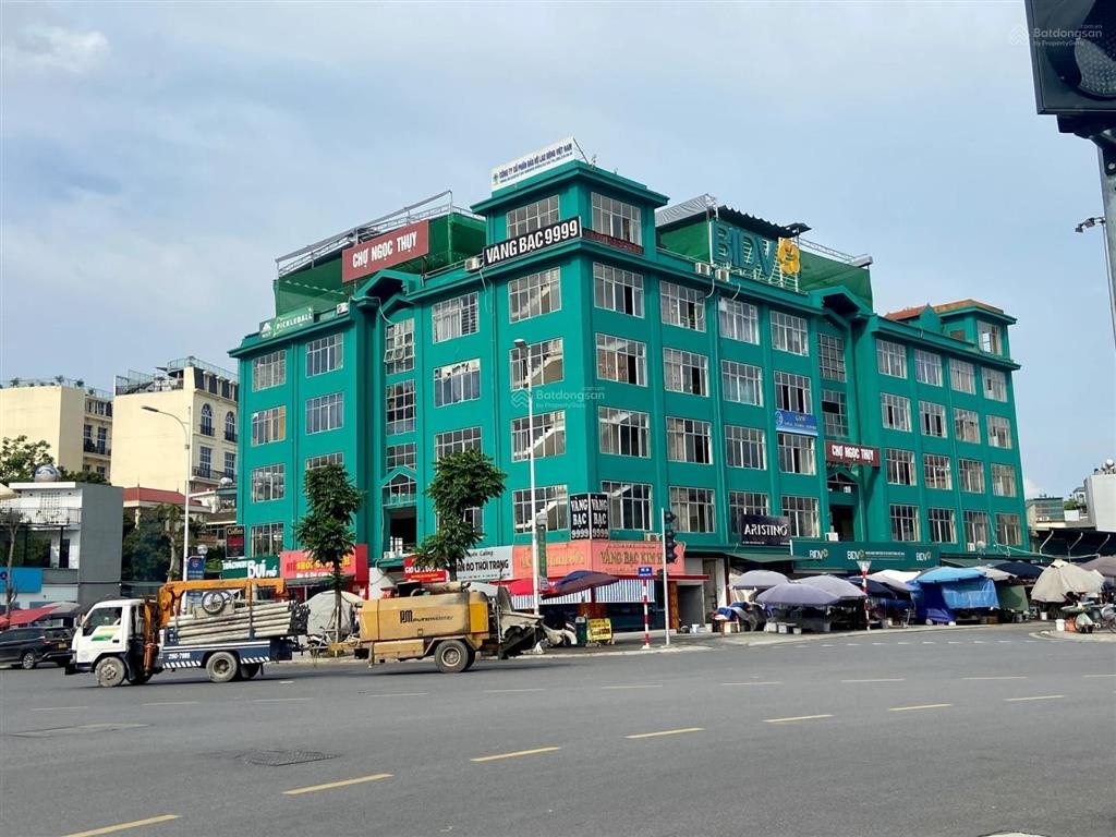 Bán đất ngọc thuỵ 81m2 mt 7m cạnh uỷ ban phường bồ đề 50m ra mặt phố ngọc thuỵ