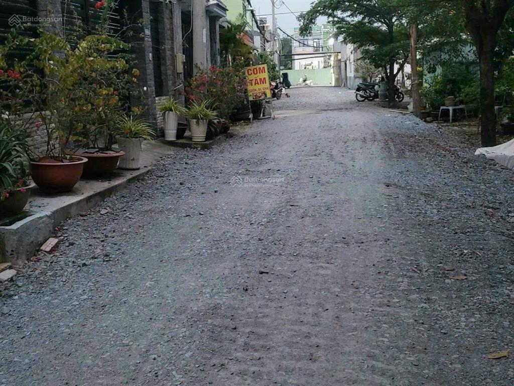 Bán nhanh lô đất hẻm xe hơi 1560 lê văn lương, dt 5x18m giá bán 4 tỷ 0941 300 ***