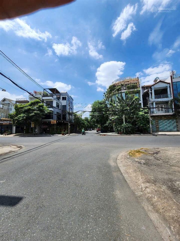 Chủ ngộp thật cần thanh khoản gấp | đất đường 25 hbc 154m ngang 8m đối diện công viên