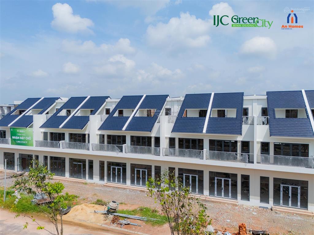 Bán nhà phố green city view công viên 130m2/5.5tỷ tiến độ 14tháng ngay mặt tiền lê lợi bình dương