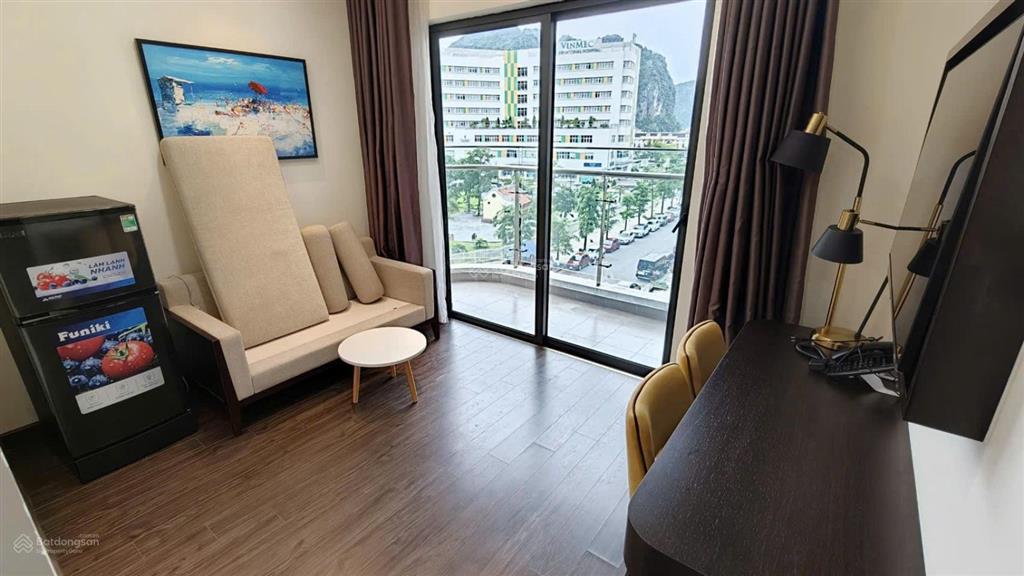 Bán gấp căn 2 ngủ sapphire s2 hạ long siêu đẹp, dt 50m2, giá chỉ 2,280 tỷ