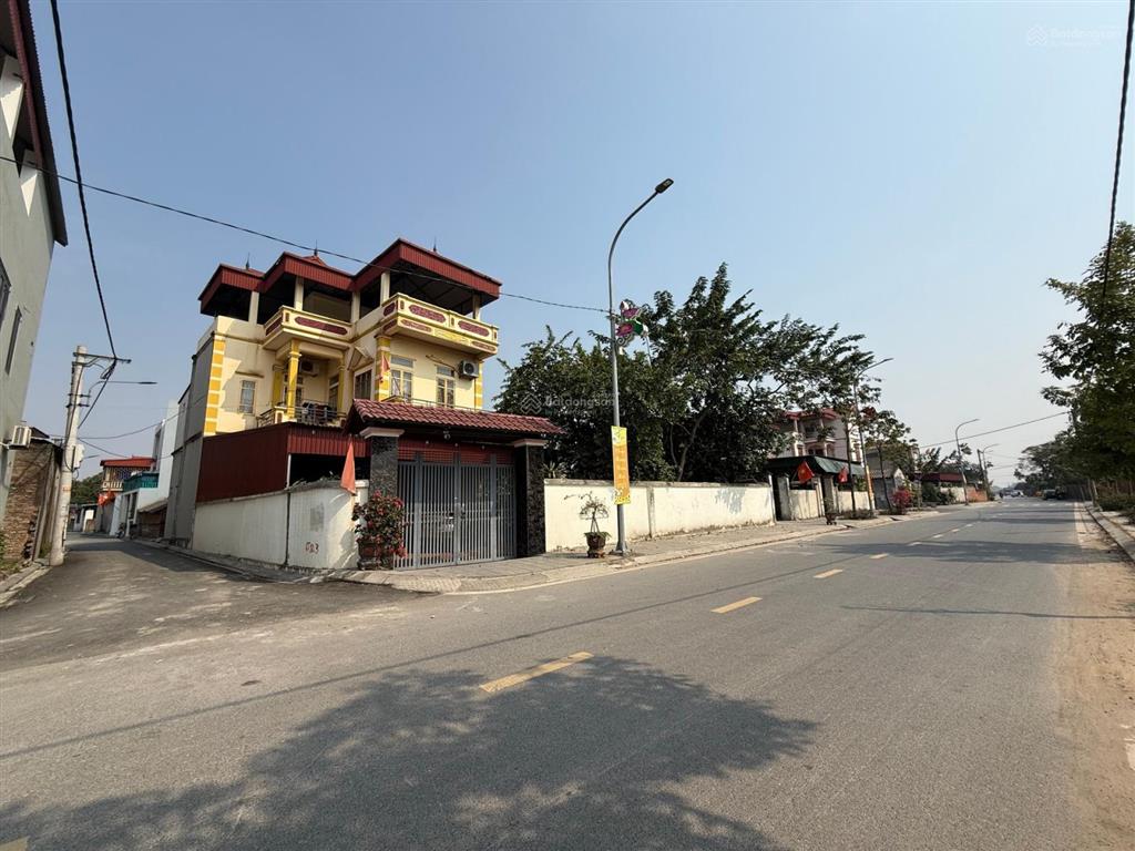 Chủ bán gấp hơn 2 tỷ có đất đẹp gần hồ điều hòa thư lâm đường nhạn, thư lâm vị trí đẹp