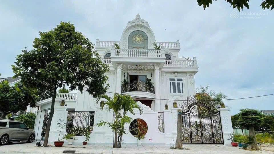 House for sale, 232 m², Thắng Tam