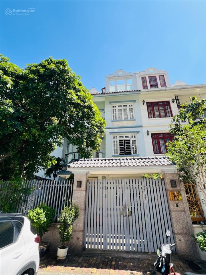 Ba đình biệt thự sân vườn 2 thoáng vỉa hè view sân chơi lô góc