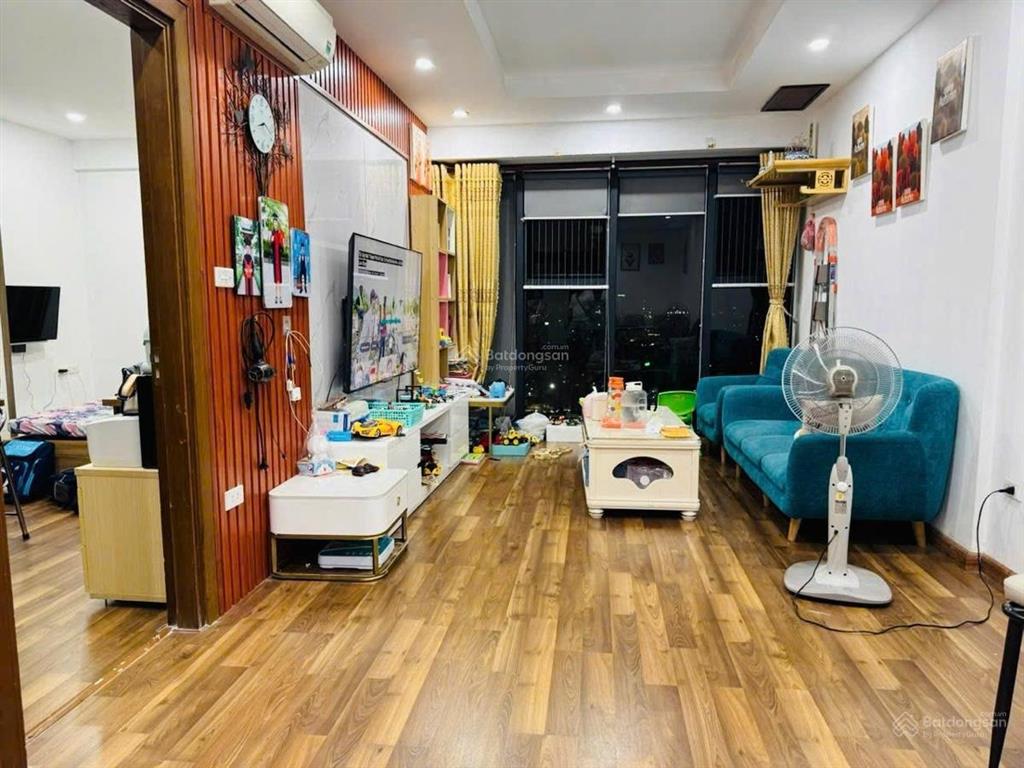 5.7 tỷ bán chung cư cao cấp 2 ngủ 2 wc dt 80m2goldmark city 136 hồ tùng mậulô góc sổ lâu dài