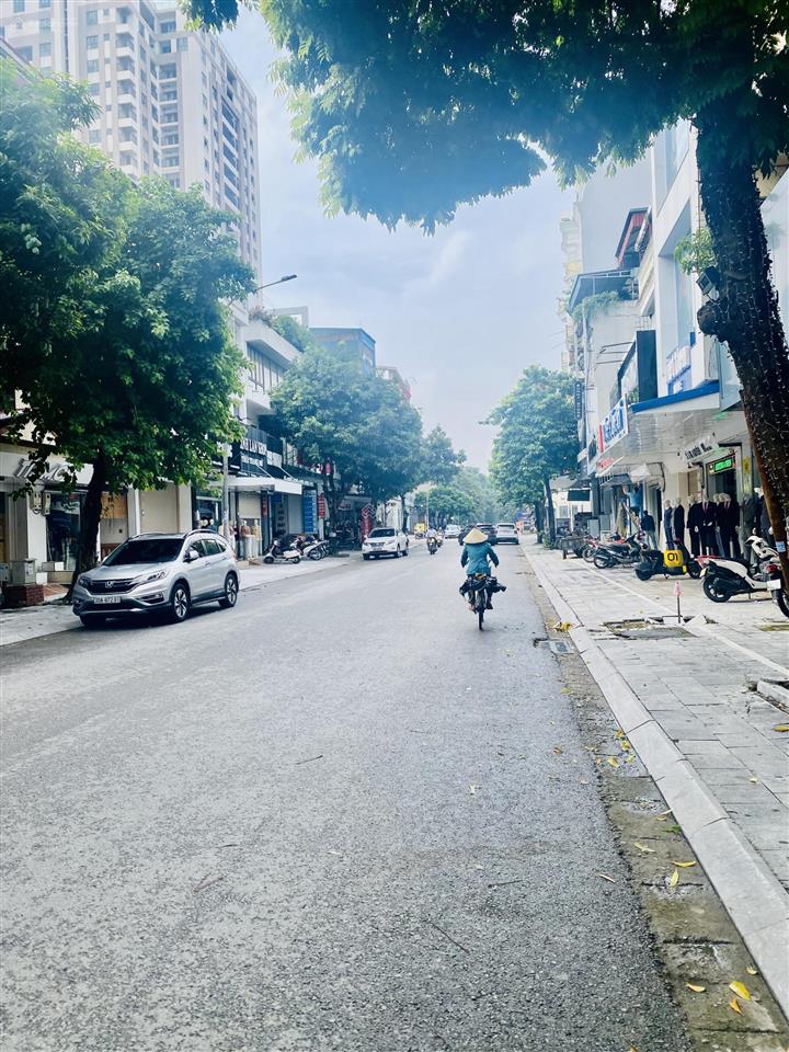 Nhà mặt phố cao thắng giao hàng than 65,2m² mt 4,5m đường 20m giá 2x tỷ