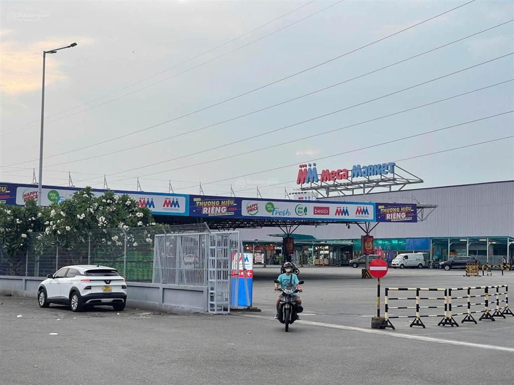 Giảm sốc 4,4 tỷ đất tth 14 80m2 hẻm xe hơi sổ vuông a4