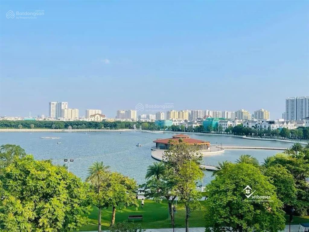 Bán nhà riêng, 220 m², Long Biên