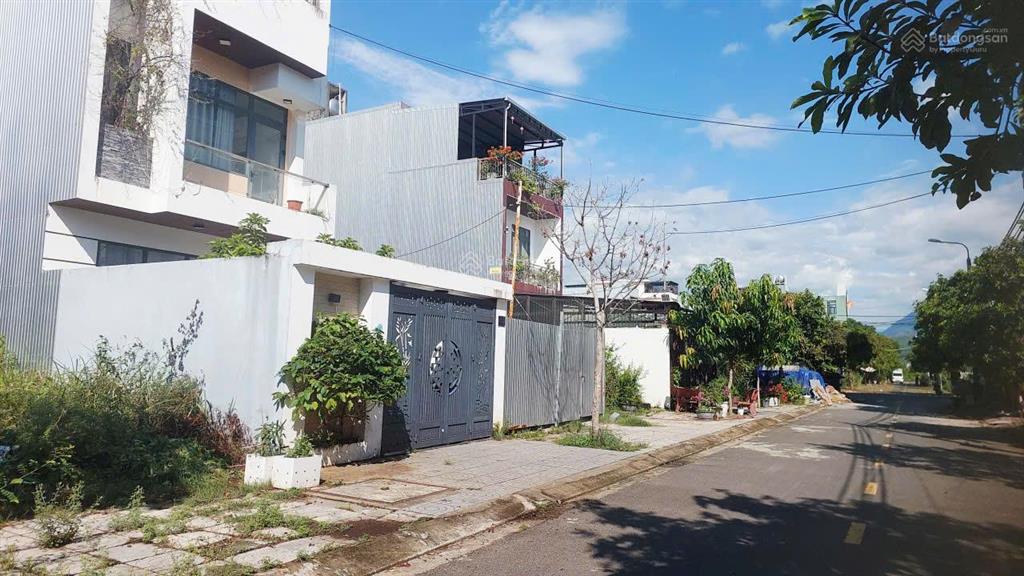 Bán lô đất đẹp trung tâm thanh khê đường nguyễn giản thanh/ 0968 678 ***