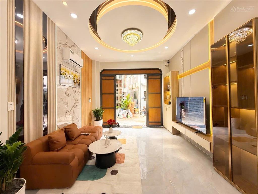 Tìm một căn nhà để an cư? nhà trên đường bùi đình túy phường 12 bình thạnh sẽ phù hợp với a/c