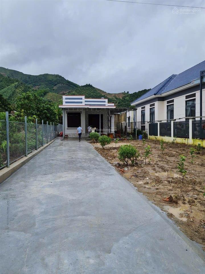 Chỉ 2,4 tỷ có ngay căn nhà vườn 542m2 ven phố tây nha trang, đất đẹp, thoáng, gần kcn, khu dân cư