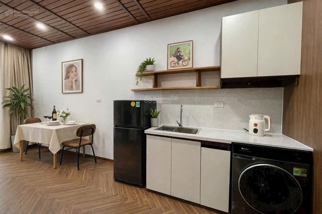 Giảm chào 6 tỷ, giá mới còn 19.5 tỷ tòa nhà 8t dòng tiền 1.6 tỷ/năm phố trạm, long biên 27 phòng