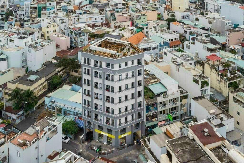 Siêu dòng tiền cao,chủ cần bán nhà mặt tiền đường trần khắc chân phú nhuận.dt12,9x20m giá 115 tỷ.