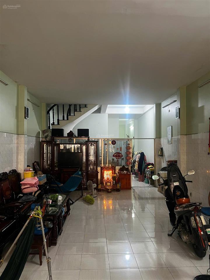 Giá tốt! mặt tiền man thiện 4 tầng đường 20m sầm uất dt sổ riêng hoàn công