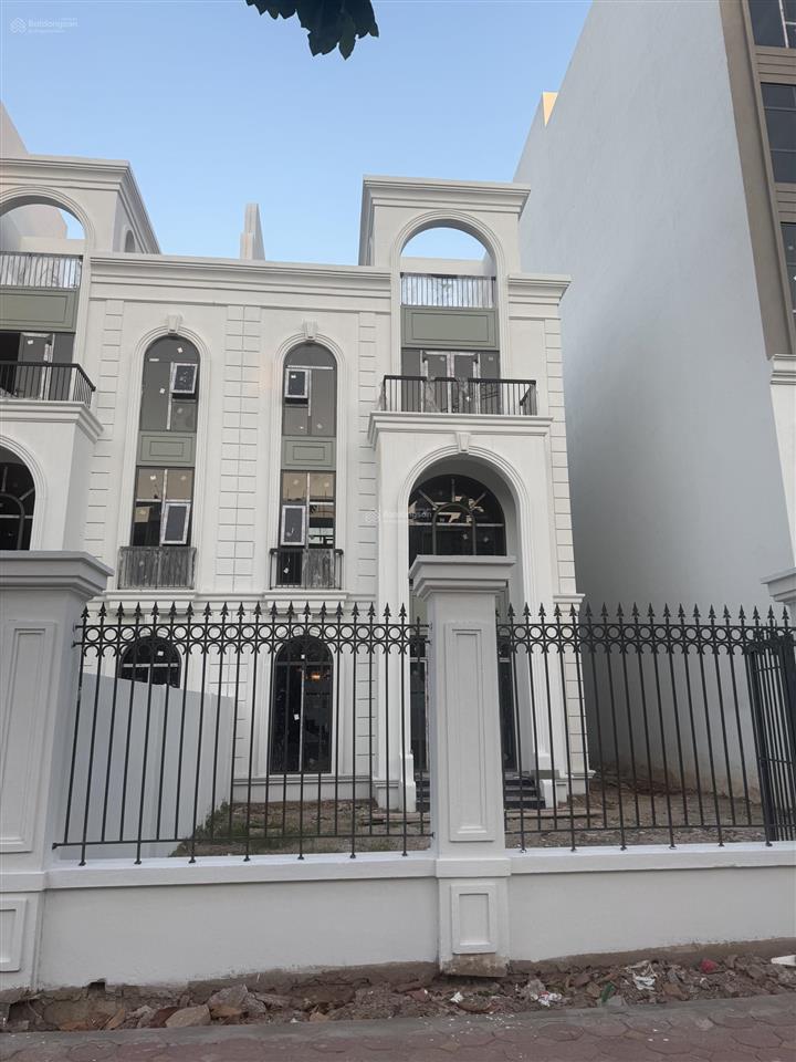 Bán biệt thự siêu hot tại bình minh, hà nội, 82 triệu/m2, 202m2, kđt thanh hà cienco5