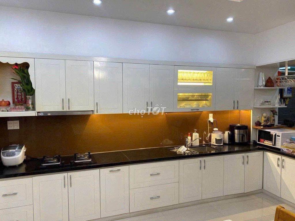 bán nhà 3 tầng 90m2 đường b3 vcn phước hải nha trang
