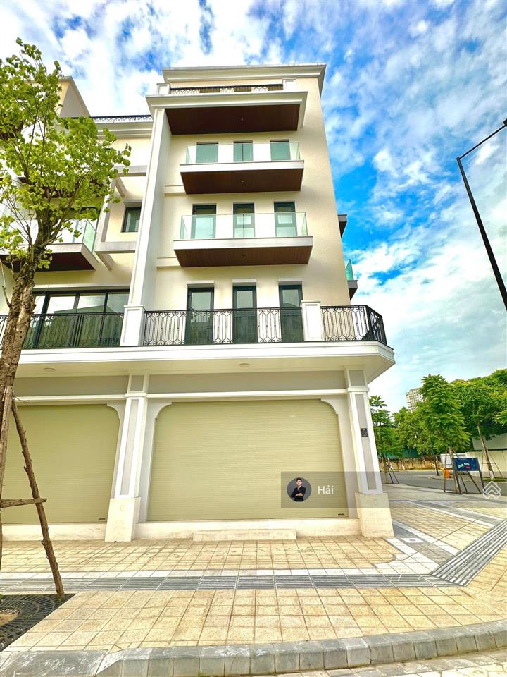 Bán căn góc shophouse the manor central park vị trí trung tâm. giá 45 tỷ