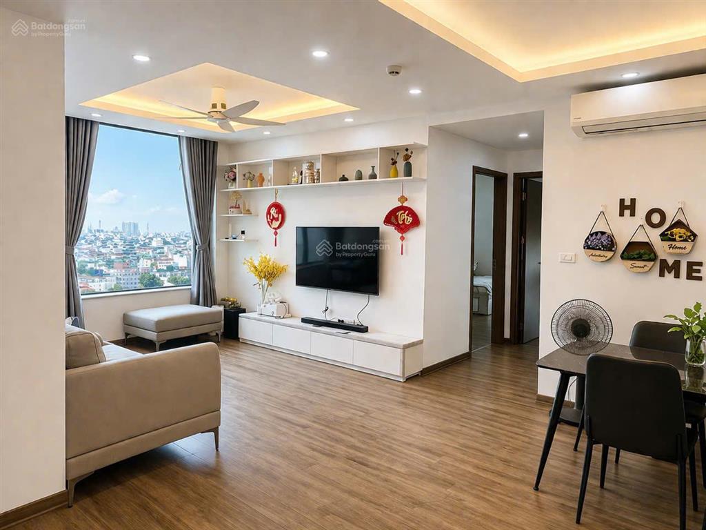 Hiếm!tòa eco lake view 32 đại từ tầng trung nhà đẹp ở ngay 75m 4,5 tỷ