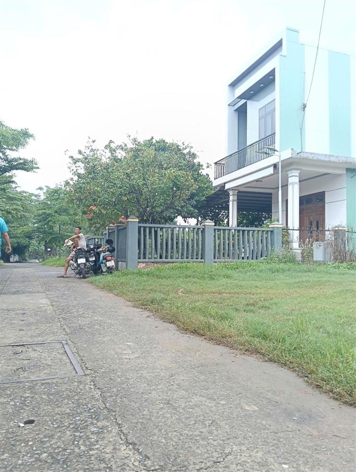 Đất dương lâm 125m2 có 100m2 đất ở ngang 7,45m giá rẻ 850 triệu