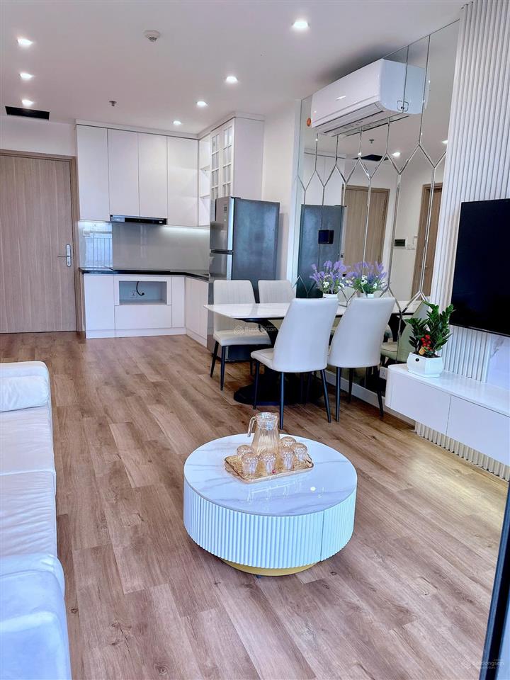 Mình chính chủ bán lỗ 1pn+1, 43m, 2 tỷ 630 cùng 01 căn stu 31.8m, 2tỷ (full đồ mới 100%) vin smart