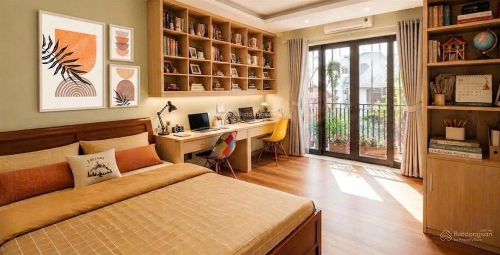 Gấp! bán nhà hoàng văn thái 35m 5 tầng 7,9 tỷ thiết kế đẹp