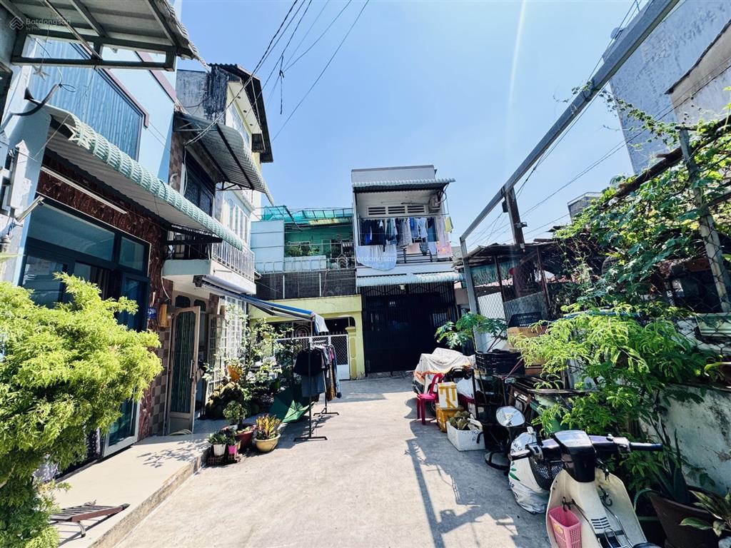 P. linh chiểu, chợ thủ đức, 55.8 m2 sàn sử dụng 2 tầng hoàn công bán gấp chỉ 3.3 tỷ.