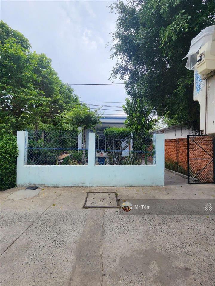 Cần bán gấp đất sẹc trịnh thị miến, diện tích 7m x 30m, tổng 210m2 , 162 thổ, xã đông thạnh (mới).