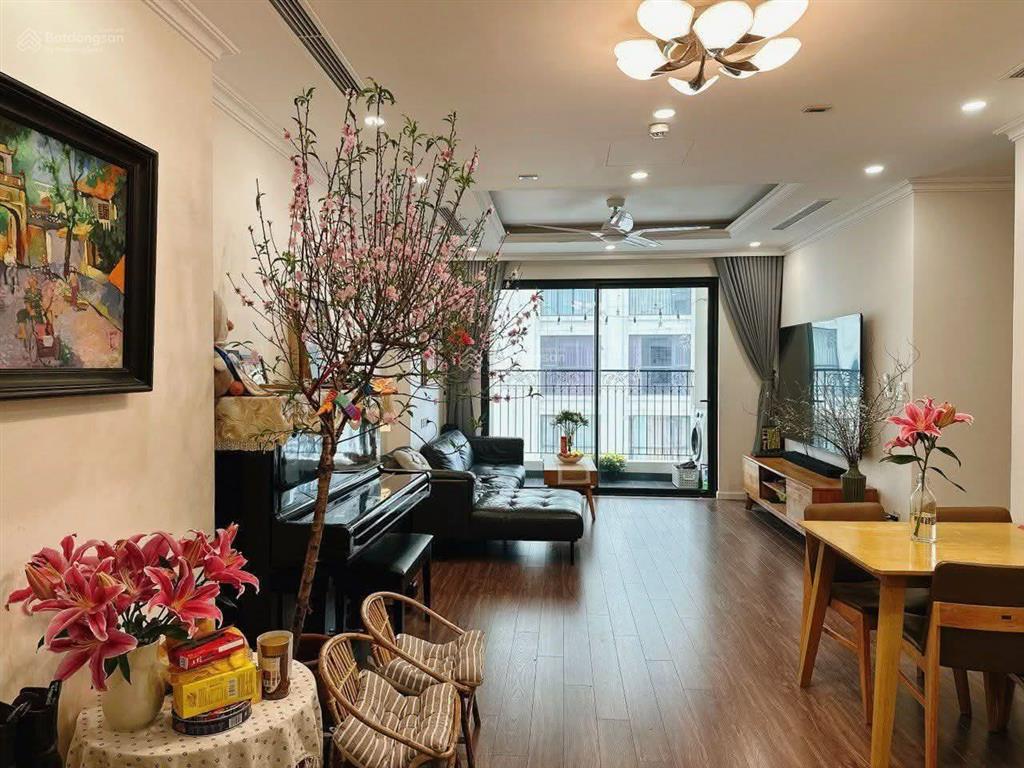 Bán gấp chung cư vĩnh hoàng, giá 4,75 tỷ, 3 phòng ngủ, 2 vệ sinh, 0936 358 ***