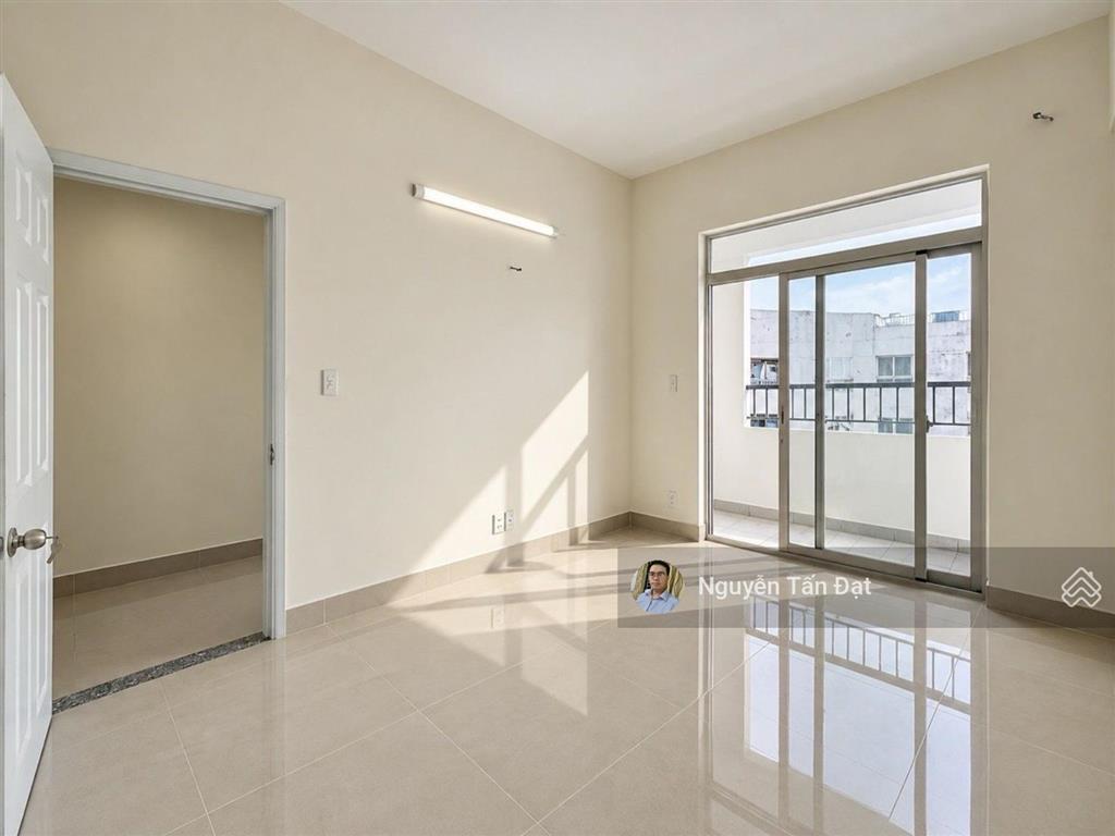 Bán gấp chung cư 1050 chu văn an 60m2 2 phòng ngủ nhỉnh 3 tỷ