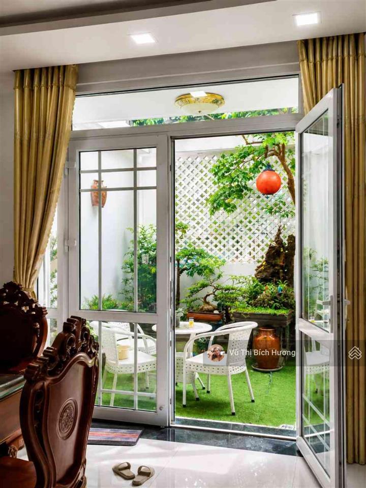Mặt tiền kinh doanh ngô gia tự bà hạt 4 tầng ngang 8.6m 132m giá 32.6 tỷ