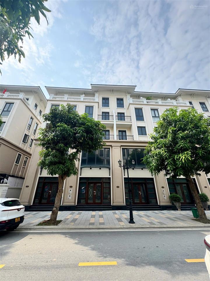 Bán nhanh 60m2 thời đại ngay cụm chung cư giá 7,5 tỷ tại vinhomes ocean park 3