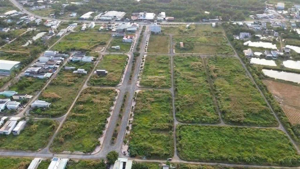 Chủ ngộp bán lô góc 200m2 trong kdc phước đông, mặt tiền ql50 giá 1 tỷ 600 triệu