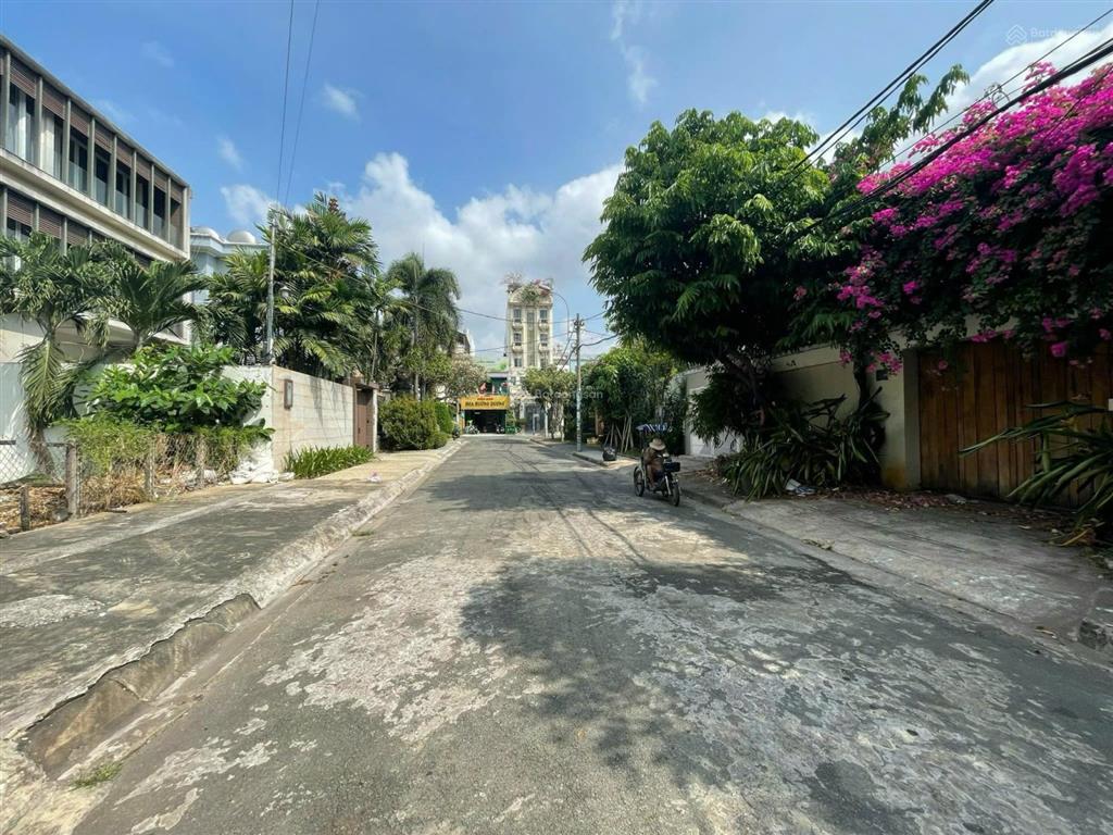 Bán đất lô góc đường số 10, khu dân cư tên lửa, tphcm, 226m2, ngang 22m