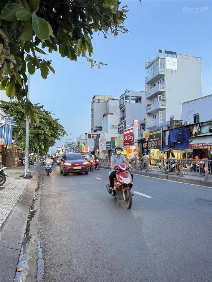 Nhà chính chủ mt phan văn trị ngay khu cityland trệt lửng trên 71m2 đất chỉ 8 tỷ 900 triệu