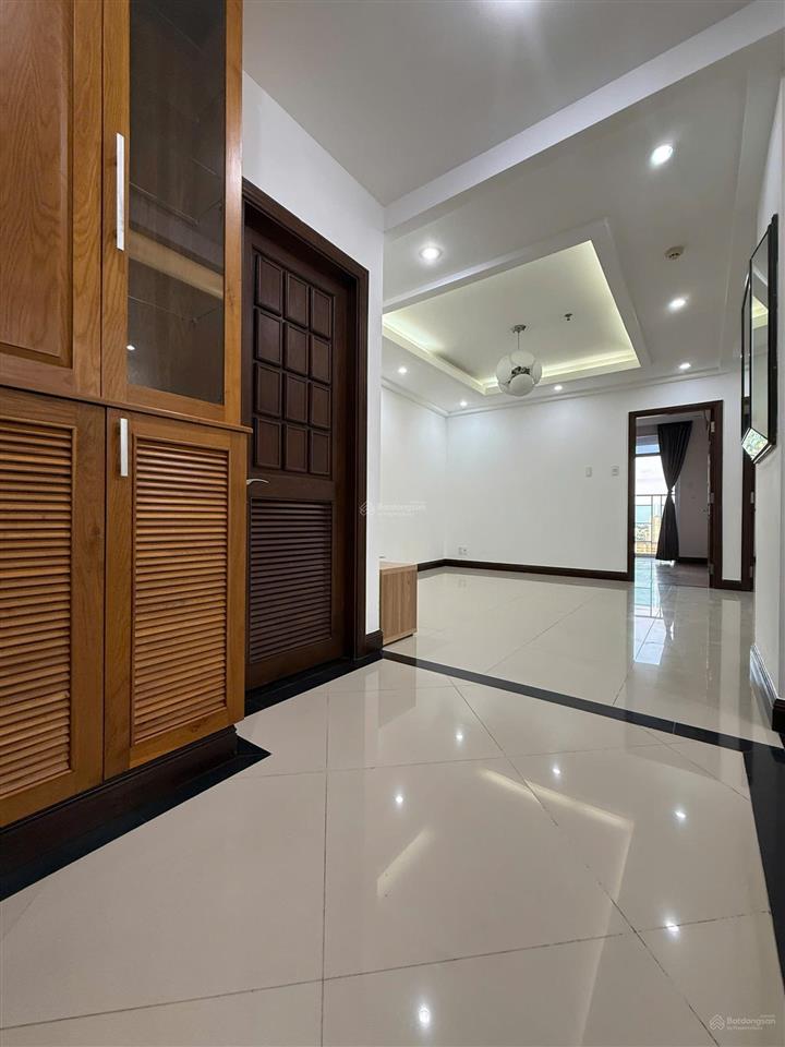 Bán căn hộ him lam riverside quận 7 102m2 2pn+1 view pháo hoa quận 1 đẹp hướng đông nam mát