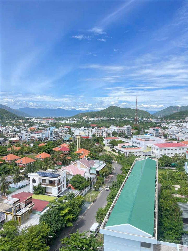Cần bán căn góc chung cư hoàng quân giá bán 2 tỷ 350