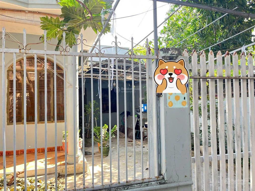 Bán nhanh căn nhà sân vườn gần biển bắc nha trang dt 145,4m2, mt rộng 8m, đất đẹp vuông vức, 5,2 tỷ