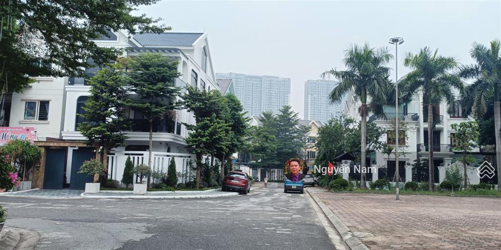 Biệt thự tây mỗ 225m2 4tầng, vị trí đẹp, lô góc, vỉa hè, giá 26,86tỷ