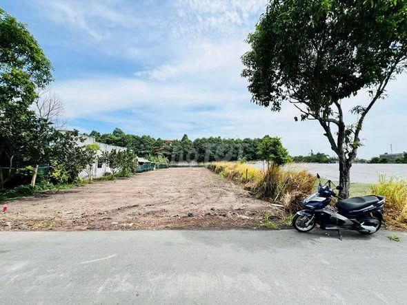 CHỦ GỬI BÁN GẤP ĐẤT TÂN THÔNG HỘI–CỦ CHI–348M² FULL THỔ CƯ–CHỈ 399TR