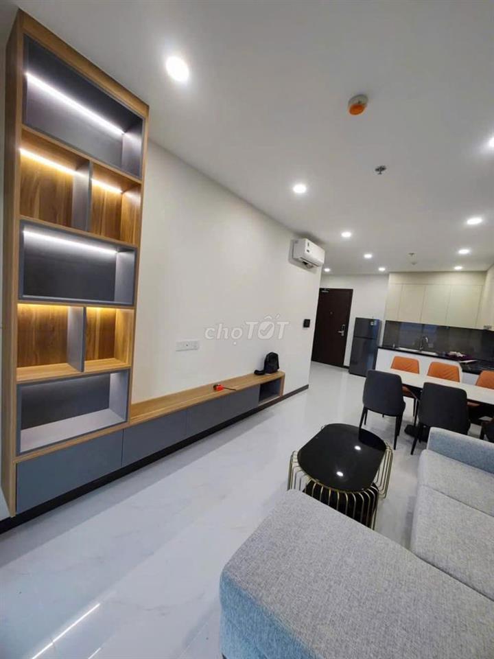 Bán lỗ căn 2PN Sky View, Hướng ĐN, tặng nội thất, 2ty363