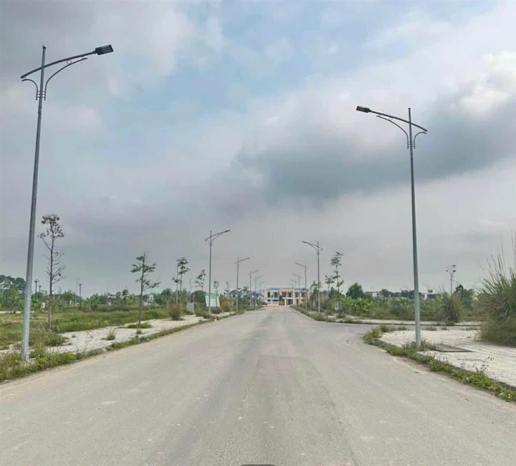 ĐẤT ĐẸP – GIÁ TỐT – CHÍNH CHỦ CẦN BÁN LÔ ĐẤT TẠI Mặt Bằng 2713, P. Đông Tiến, TP. Thanh