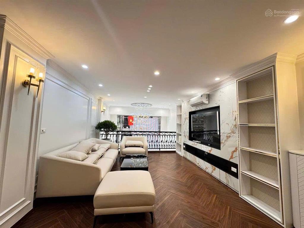 Bán nhà phân lô gara kim đồng 45m2 7t thang máy gpxd đầy đủ xách vali về ở ngay 20,3 tỷ ctl