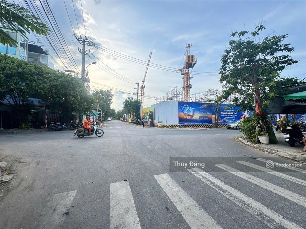 Chính chủ gửi bán cặp đất đường 7m5 nguyễn mậu tài 200m2 ngang 10m sạch đẹp gần cầu hòa xuân