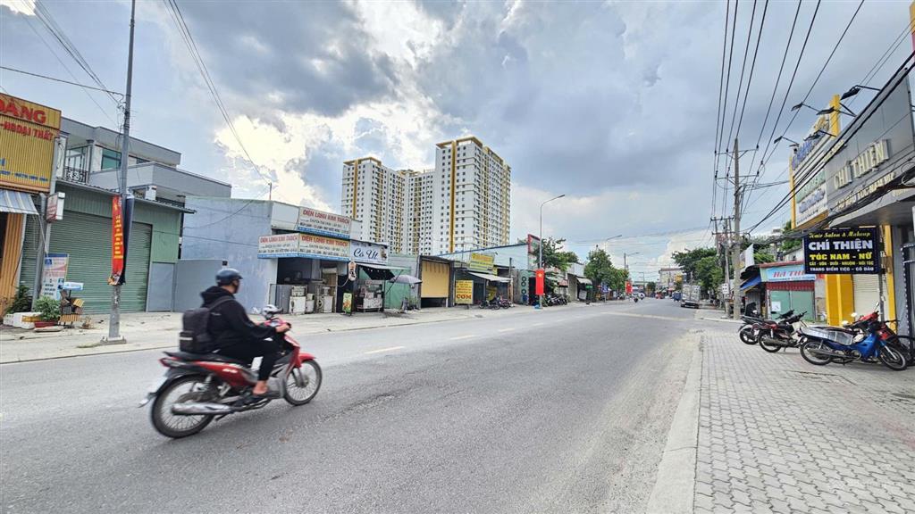 Giảm 300tr bán đất mt đường lê thị trung p.an phú, tp.thuận an